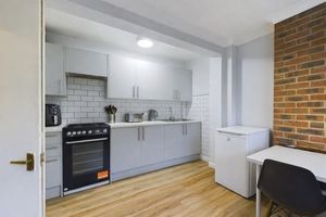 Photo 16- click for photo gallery